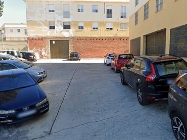 Local comercial en venta en Calle Clara Campoamor