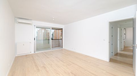 Foto 5 de Piso en venta en Condesa de Venadito, 20, San Pascual, Madrid Capital