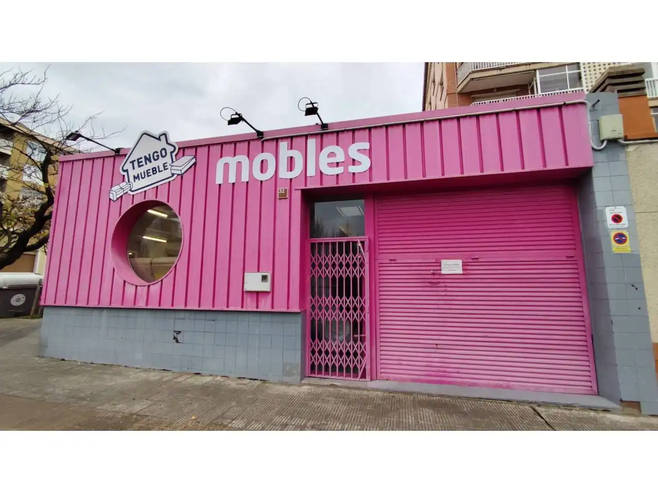 Local comercial en venda a Llevant, imagen 2
