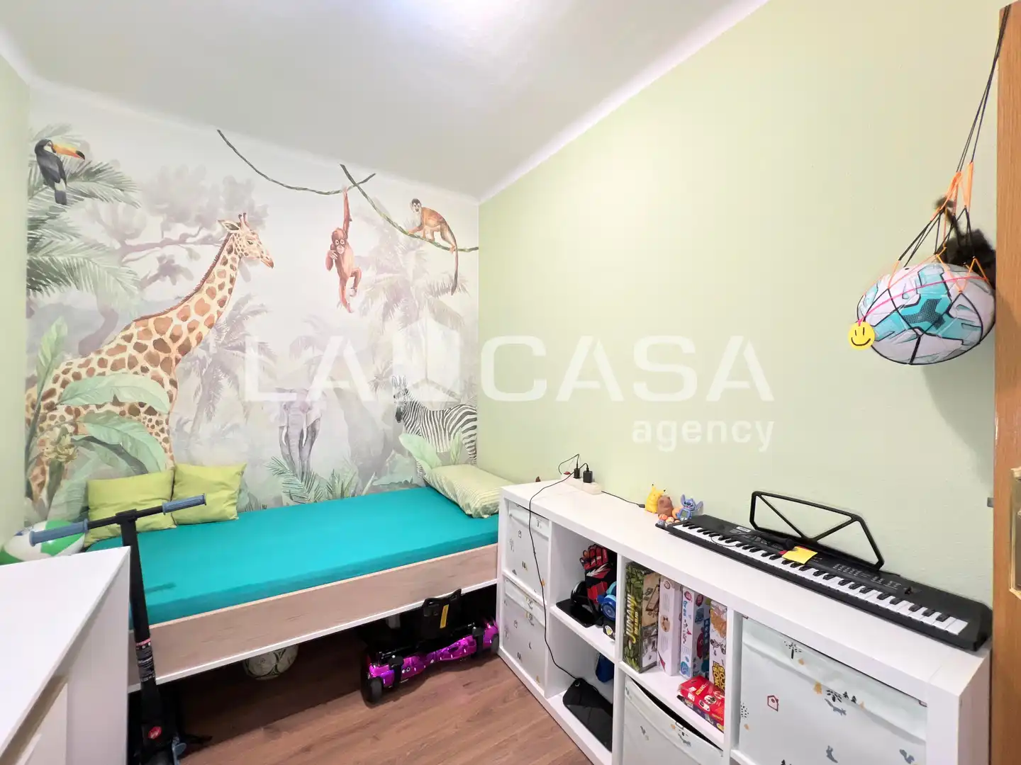 Piso en venta en Badalona con Terraza y Balcón