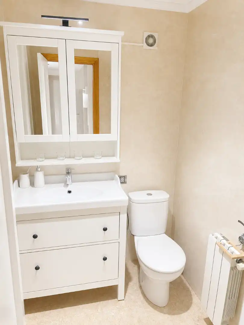 Baño de Dúplex en venta en Manises con Aire acondicionado, Terraza y Piscina