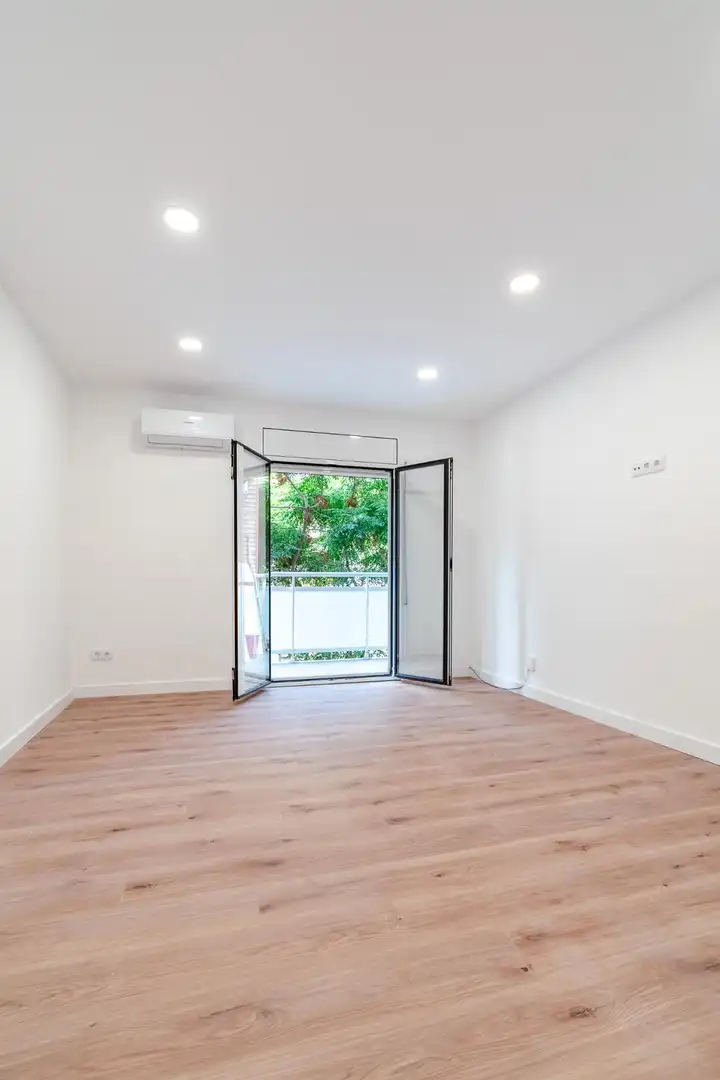 Terrasse von Wohnung zum Verkauf in Tarragona mit Klimaanlage und Balkon