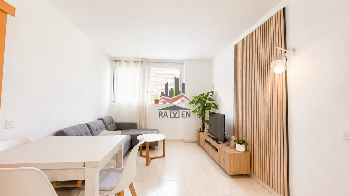Piso en venta en Creu de la Mà
