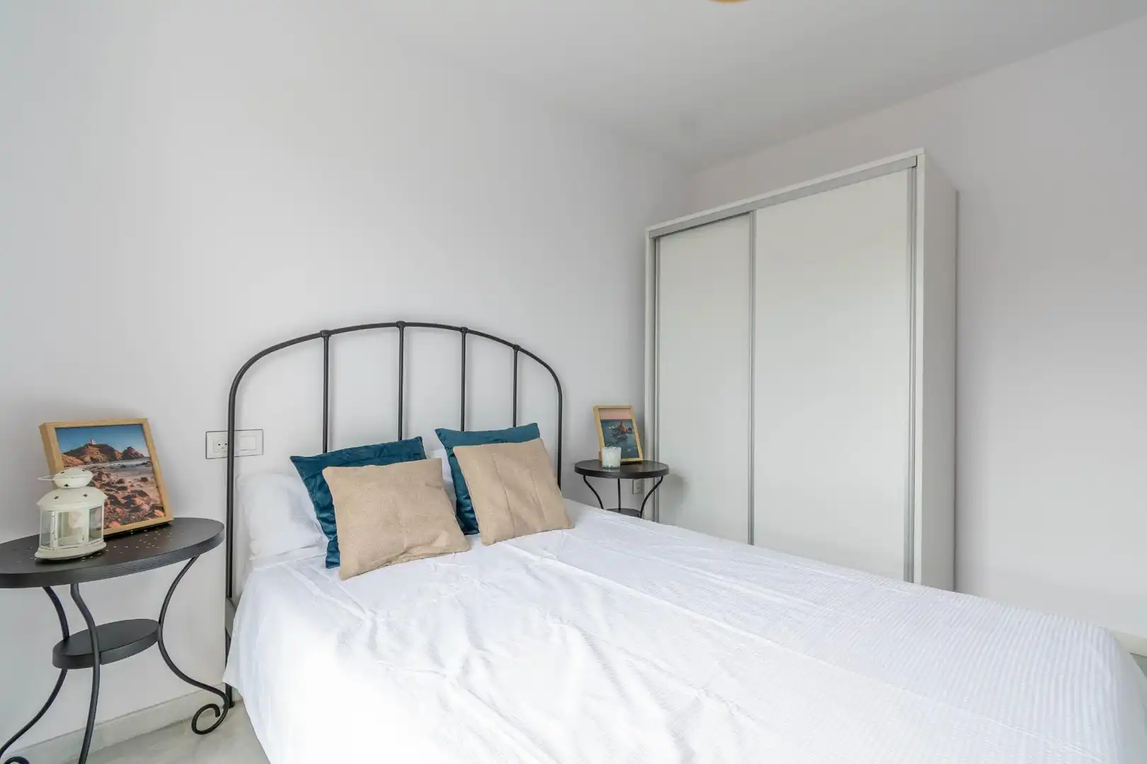 Habitación de Piso en venta en Almería con Aire acondicionado, Terraza y Balcón