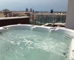 Piscina de Àtic de lloguer en  Murcia Capital amb Aire condicionat, Calefacció i Terrassa