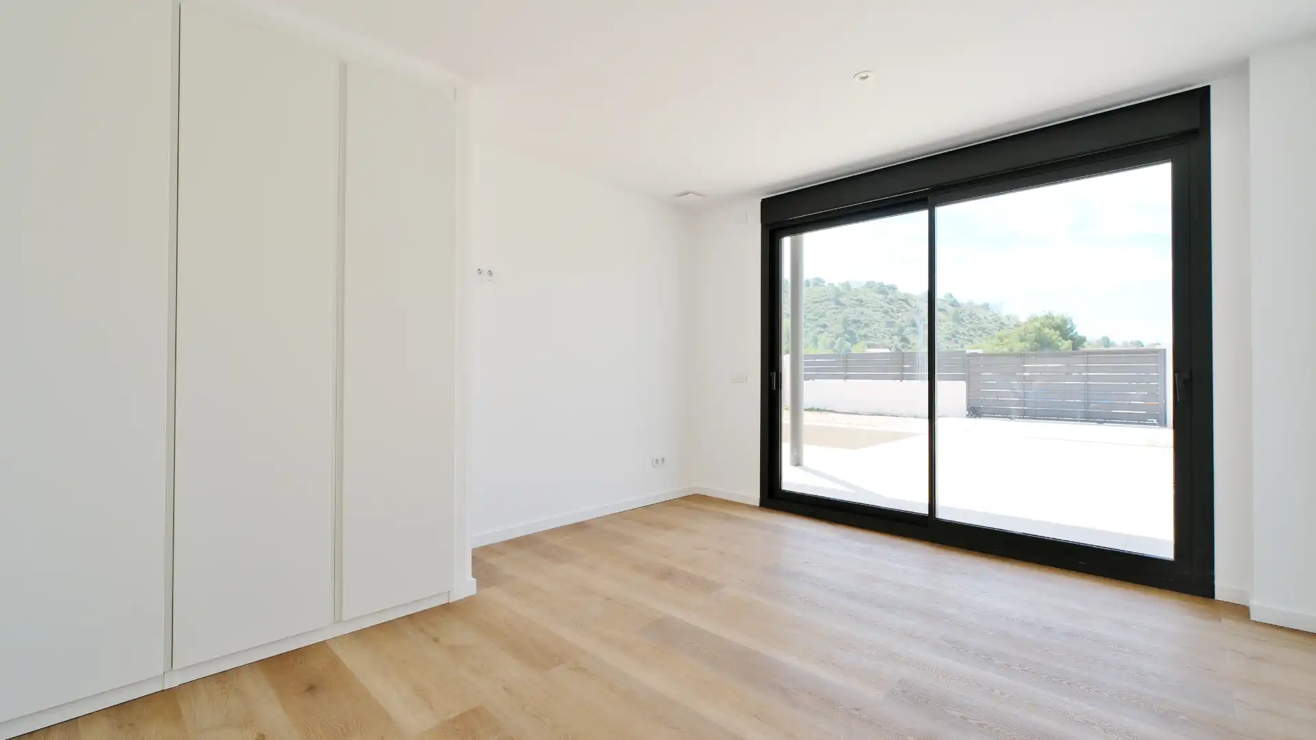 Bedroom of Houses for sale in Valencia  with Air Conditioner, Heating and Private garden