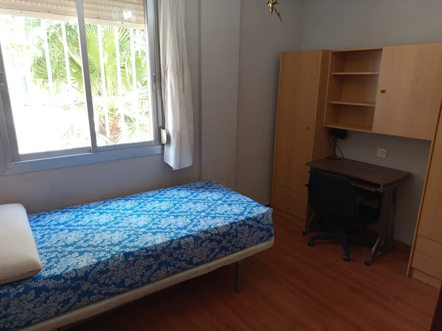 Bedroom of Flat for rent in Jaén  with Air Conditioner, Terrace and Furnished