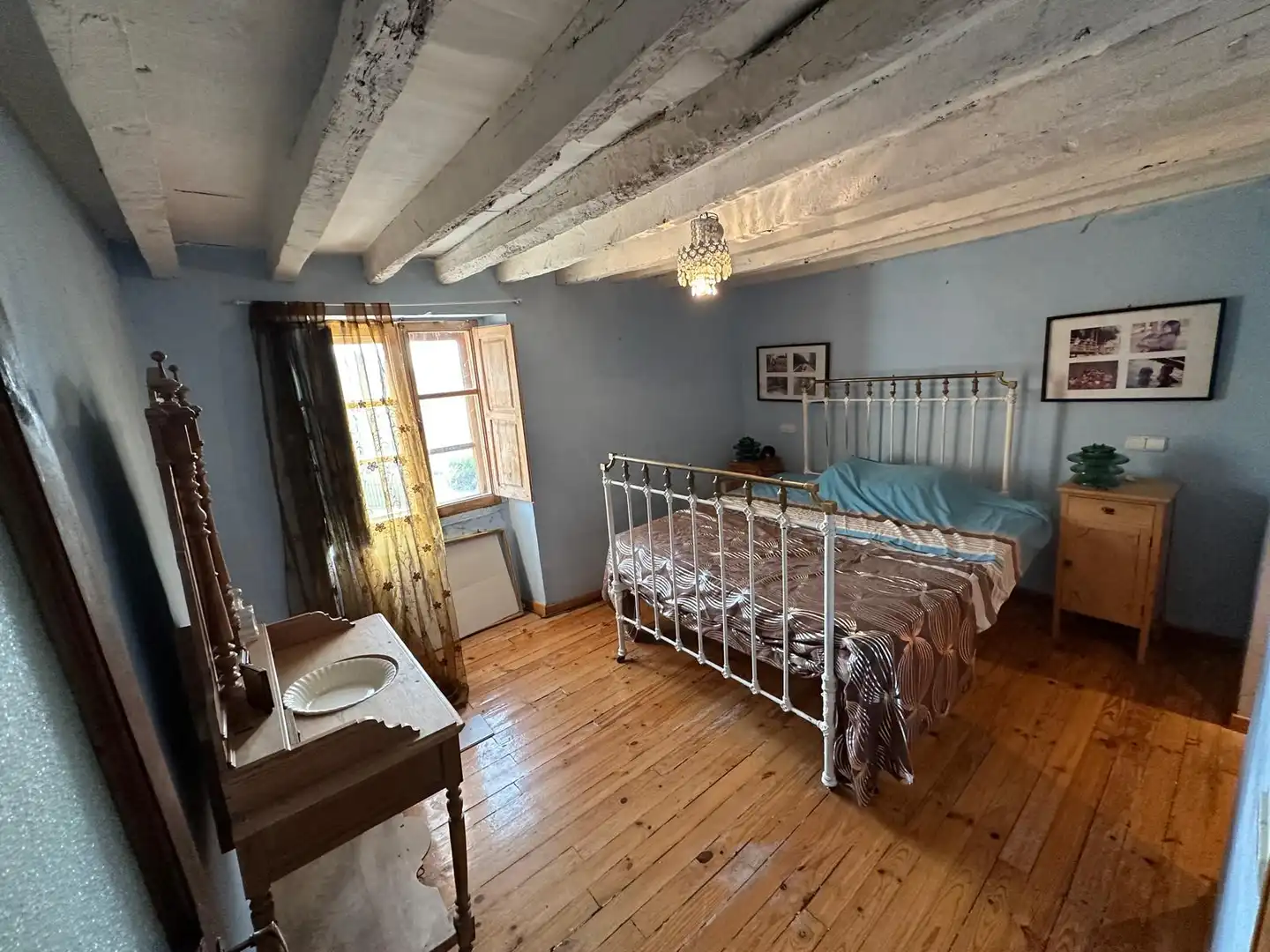 Habitación de Casa o chalet en venta en Revillarruz con Calefacción, Terraza y Trastero