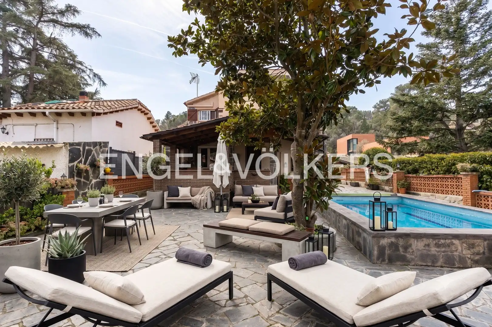 Terraza de Casa o chalet en venta en Sant Cugat del Vallès con Aire acondicionado, Calefacción y Jardín privado