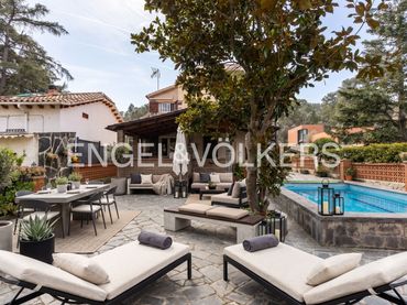Haus mit Pool zum Verkauf in Valldoreix