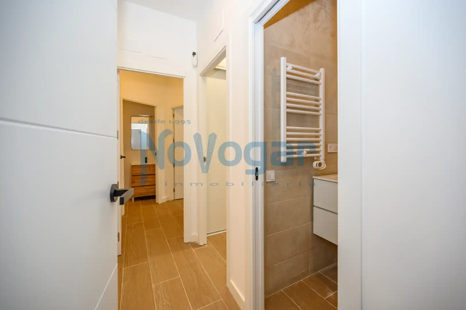 Bathroom of Flat for sale in Móstoles  with Heating and Oven