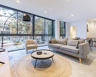 Sala d'estar de Apartament en venda en  Barcelona Capital amb Aire condicionat, Calefacció i Moblat