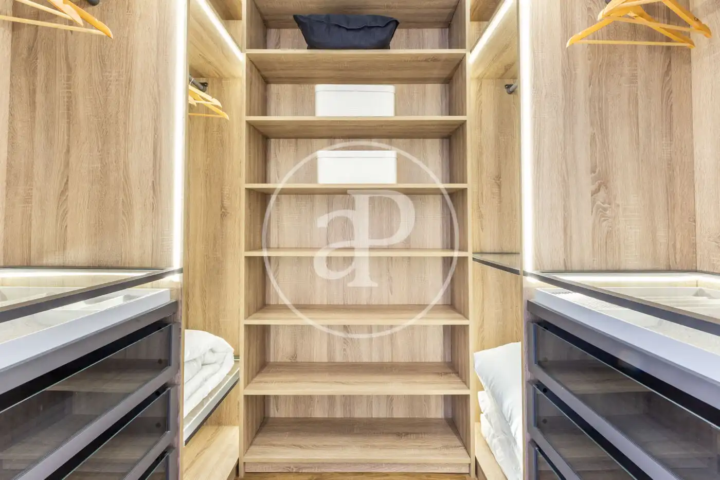 Habitación de Piso en venta en Valencia con Aire acondicionado, Calefacción y Amueblado