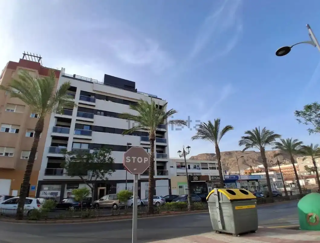 Wohnung zum Verkauf in Avenida de Carlos III, imagen 2