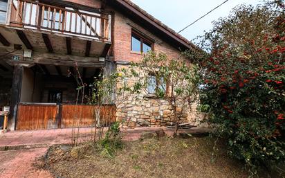 Exterior view of House or chalet for sale in Urduliz  with Heating, Private garden and Storage room