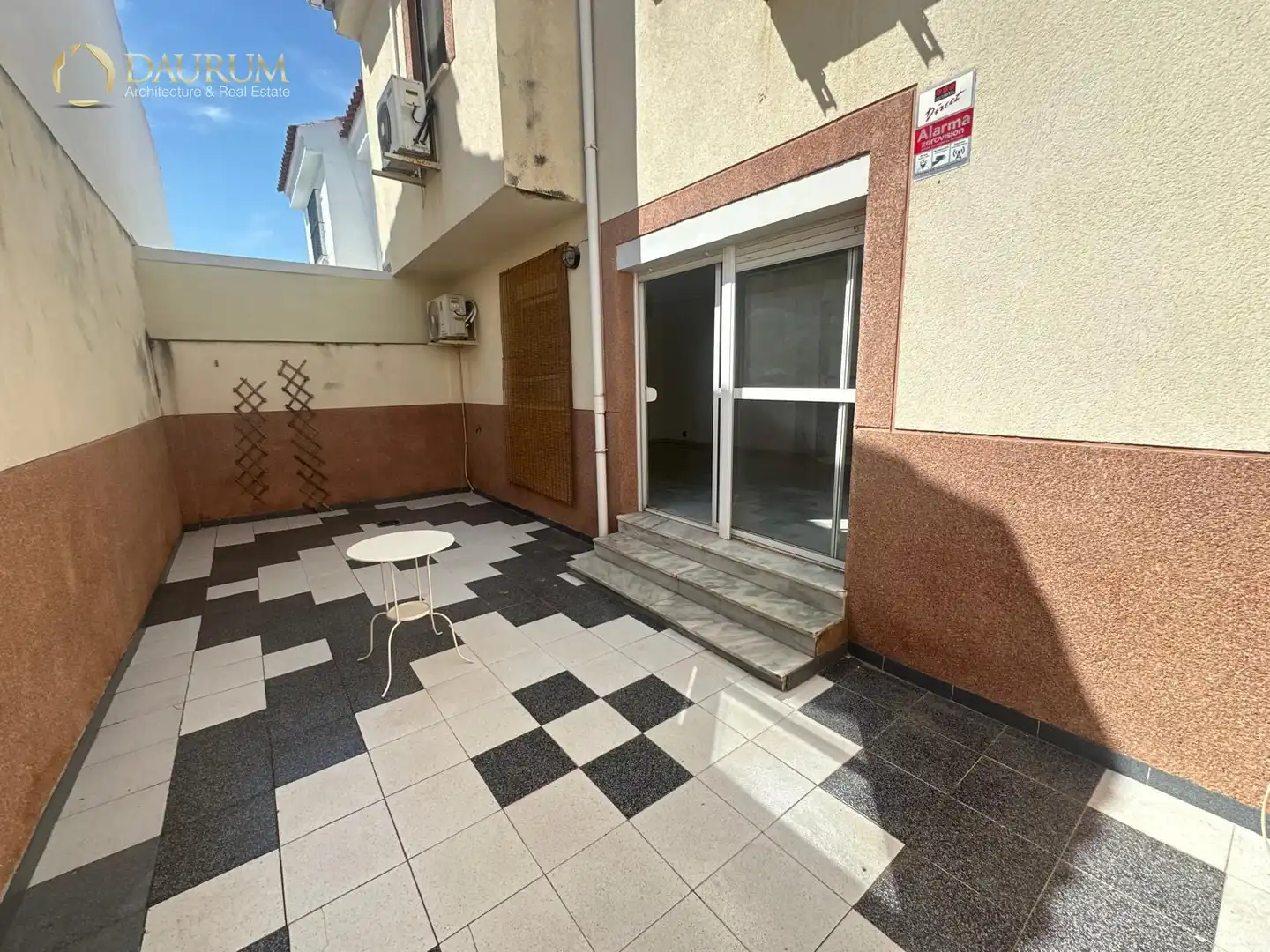Terrassa de Casa adosada en venda en Sevilla amb Aire condicionat, Calefacció i Terrassa