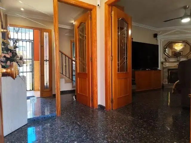 Casa adosada en venta en Alaquàs con Aire acondicionado, Terraza y Trastero