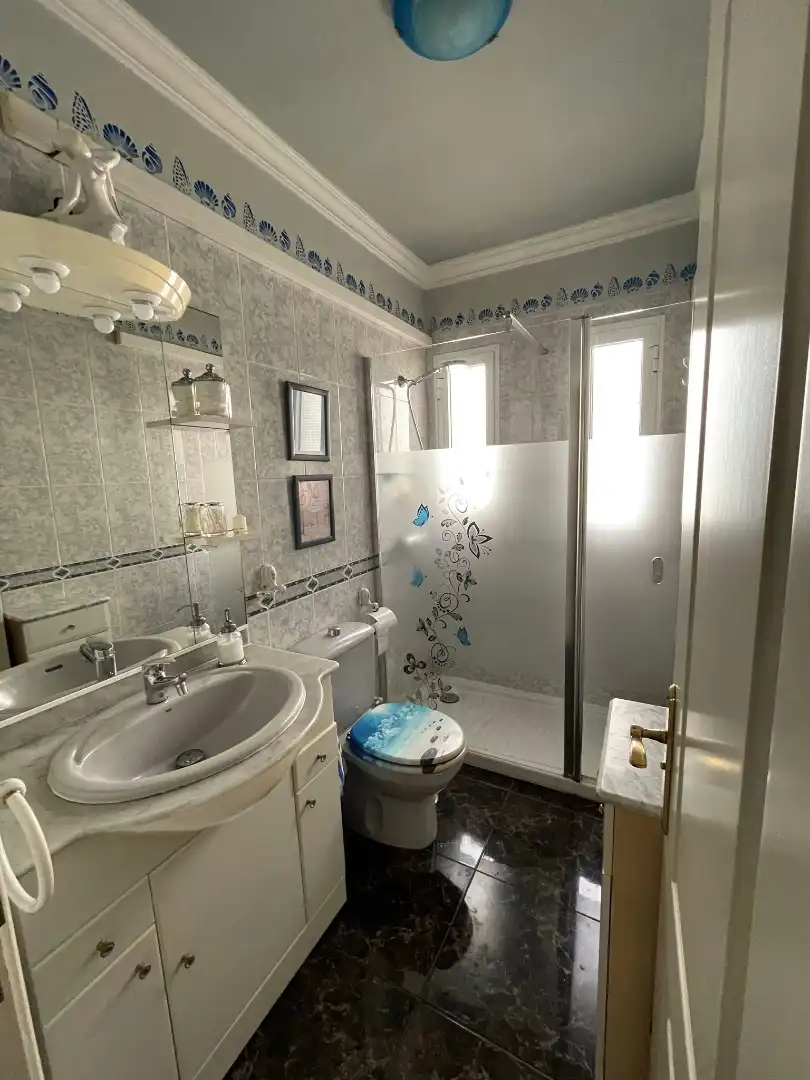 Baño de Piso en venta en Arona con Aire acondicionado, Parquet y Trastero