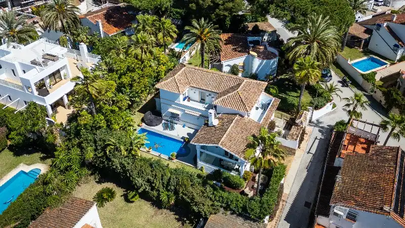Chalet con piscina en venta en Elviria - Cabopino, imagen 13