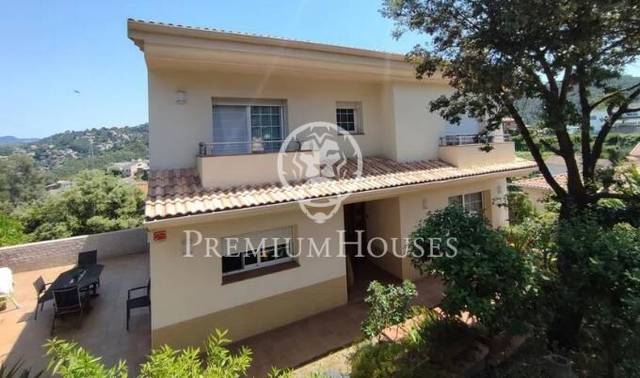 Casa-chalet en Venta en Cervelló