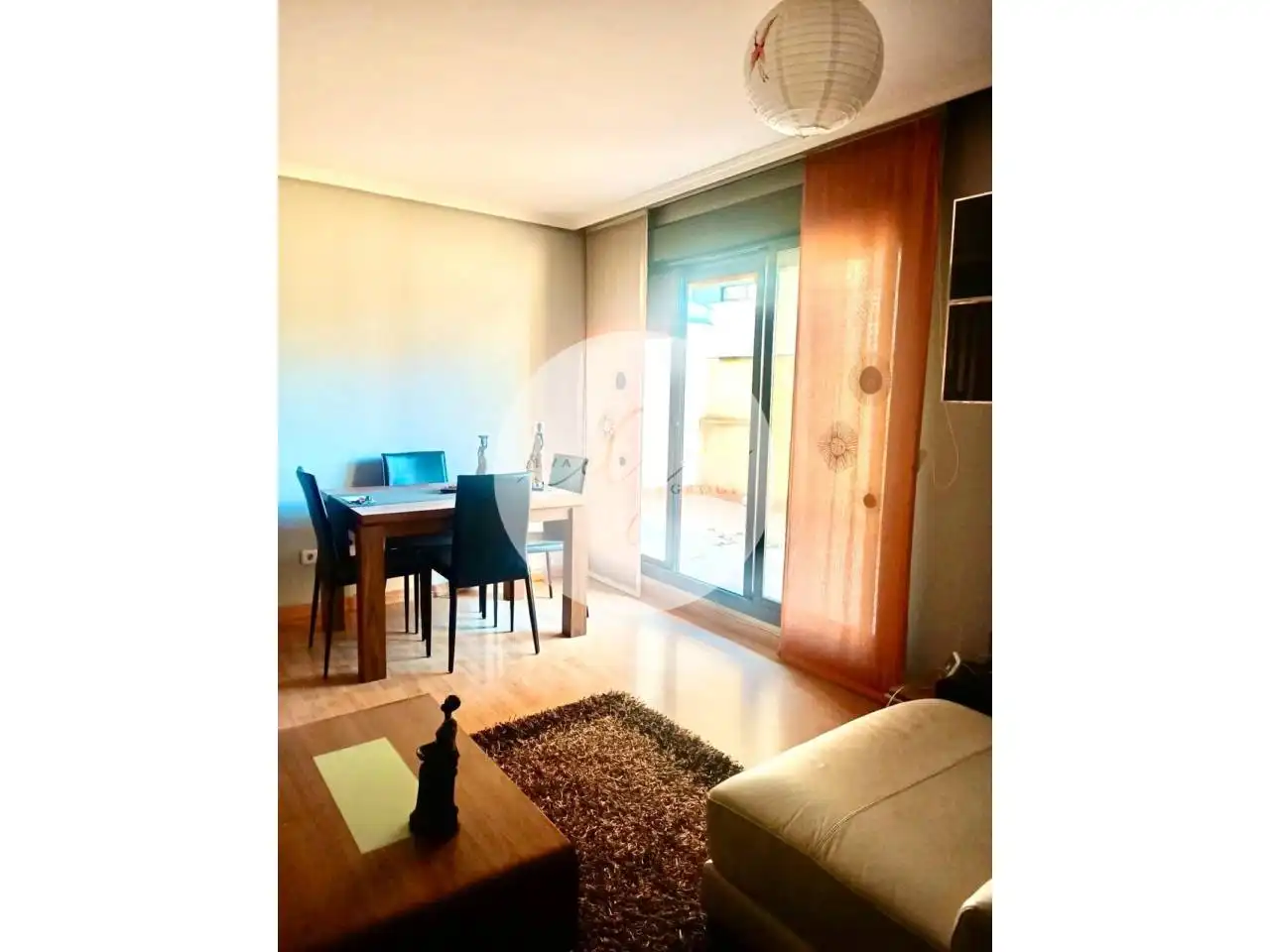 Sala de estar de Piso en venta en Medina del Campo con Calefacción, Amueblado y Piscina comunitaria