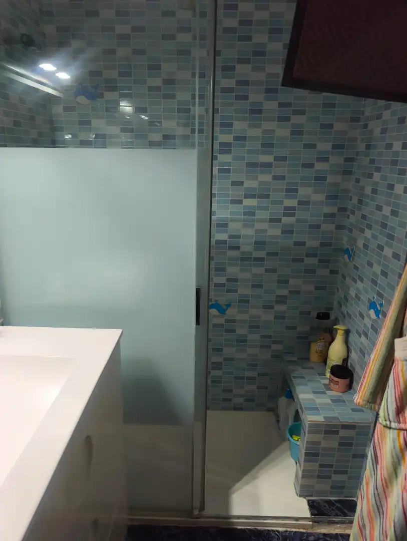 Baño de Piso en venta en Melilla con Aire acondicionado