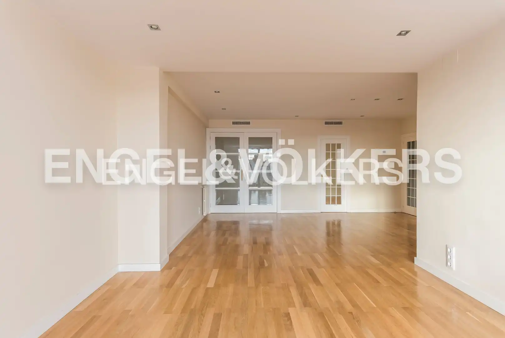 Sala de estar de Piso de alquiler en Madrid con Aire acondicionado, Calefacción y Parquet