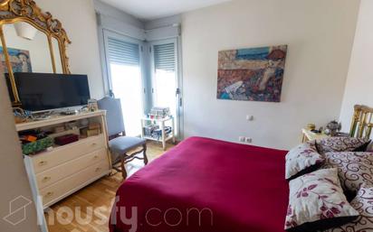 Dormitori de Casa o xalet en venda en  Zaragoza Capital amb Aire condicionat, Jardí privat i Terrassa