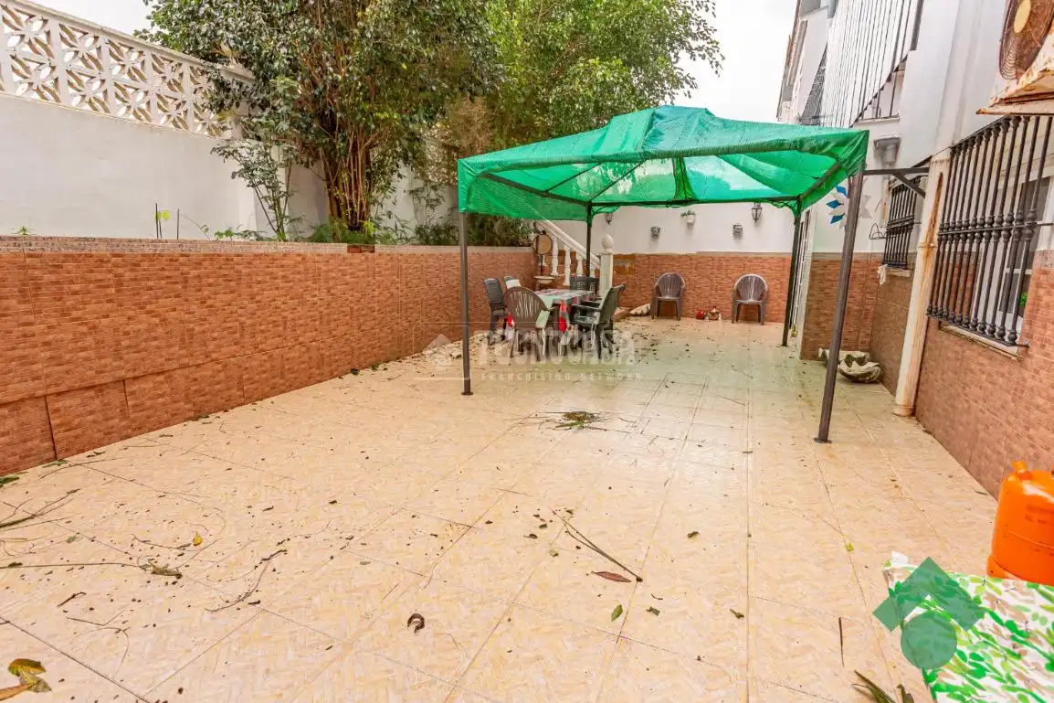 Terrace of Detached homes for sale in Algeciras  with Heating and Private garden