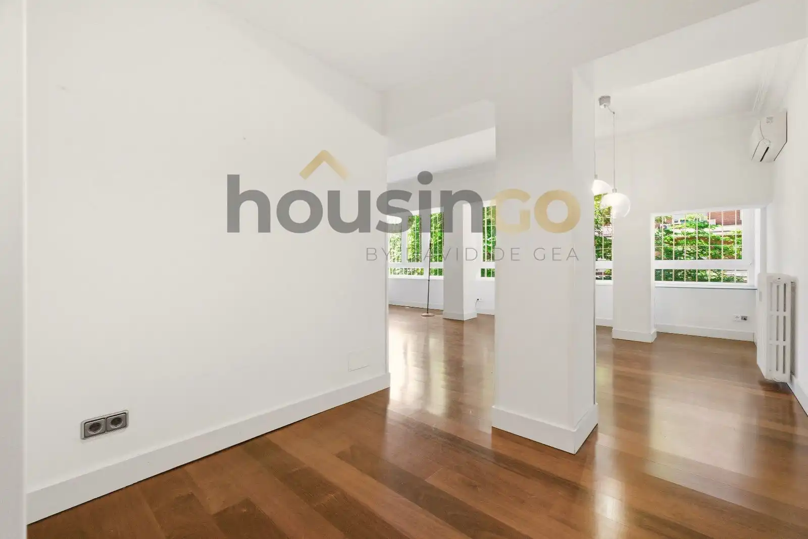Exterior view of Flat for sale in Madrid  with Air Conditioner, Heating and Storage room