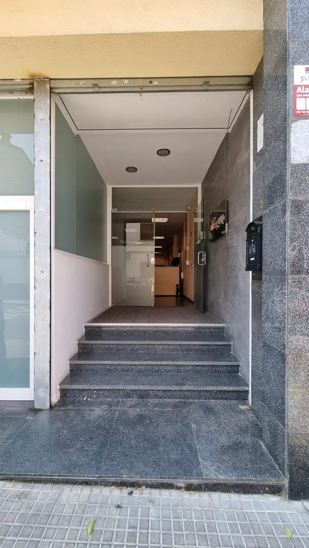 Business premises for sale in Poble, imagen 3