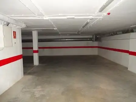 Parkplatz mit Aufzug zum Verkauf in C/ Escoles, imagen 2