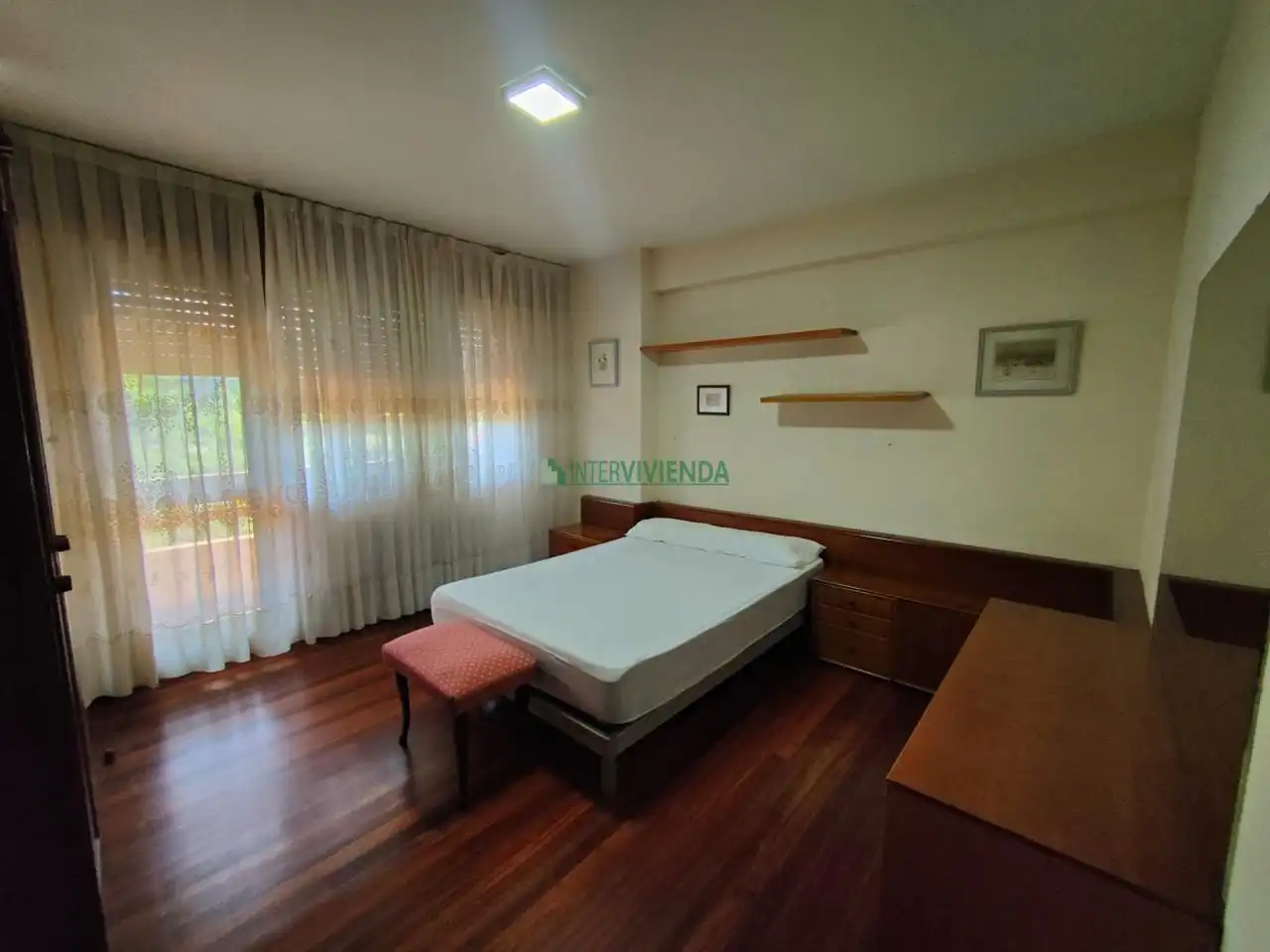 Habitación de Casa o chalet en venta en Vigo  con Calefacción, Jardín privado y Terraza
