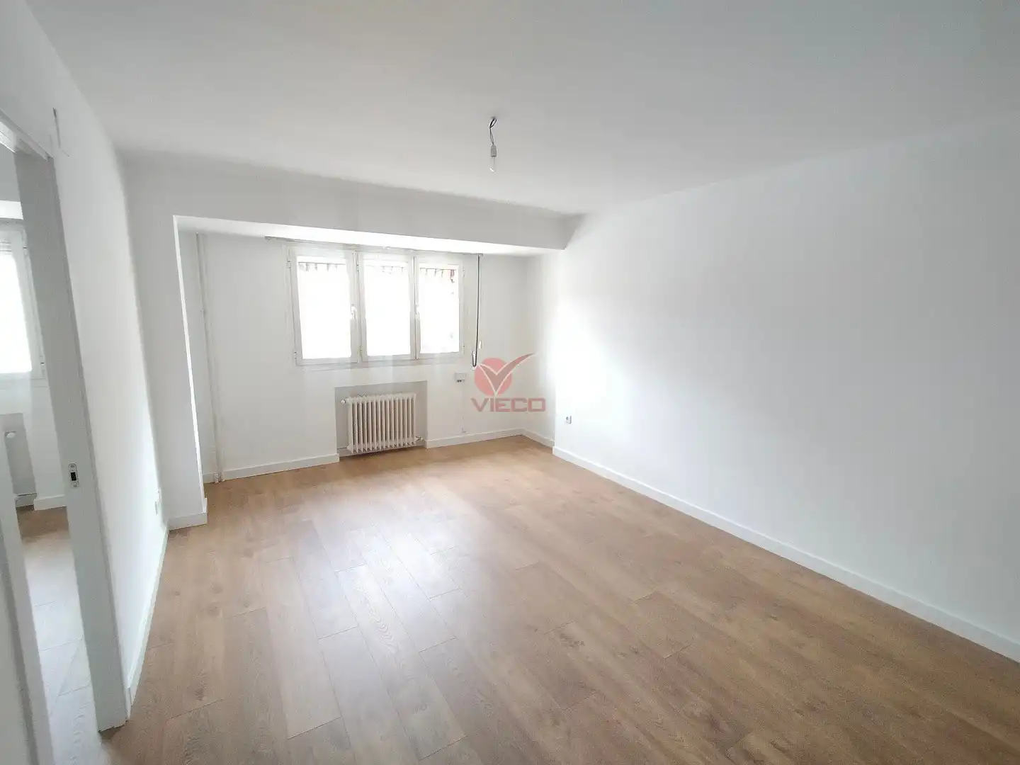 Bedroom of Flat for sale in Cuenca  with Heating