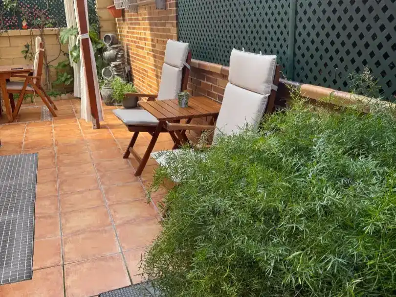 Terrassa de Casa adosada en venda en Miranda de Ebro amb Jardí privat, Parquet i Traster