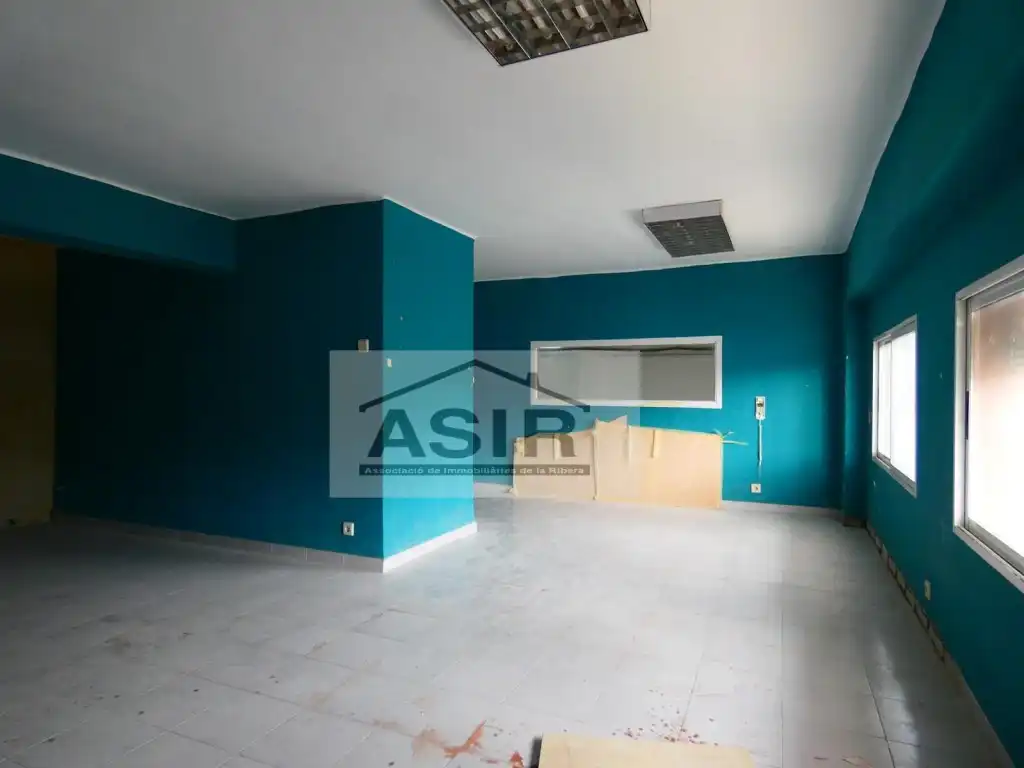 Business premises for sale in Casc Urbà, imagen 9