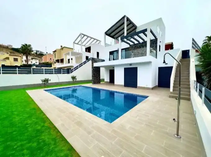 Piscina de Casa o xalet en venda en Rojales amb Calefacció, Piscina i Jacuzzi