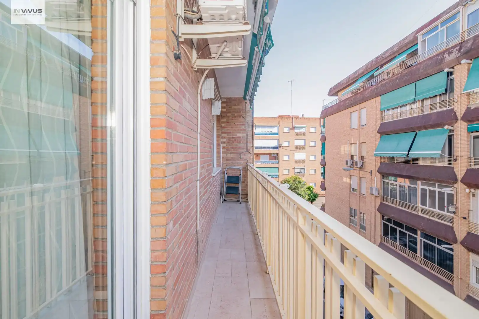 Terraza de Piso para compartir en Granada con Aire acondicionado, Calefacción y Terraza