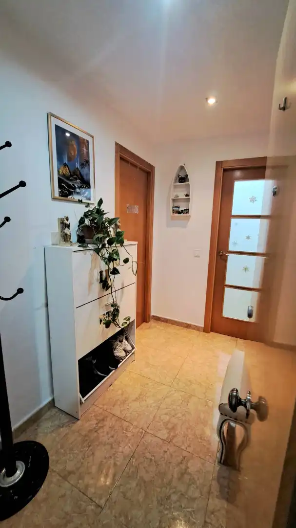 Wohnung zum Verkauf in Onda mit Klimaanlage, Terrasse und Abstellraum