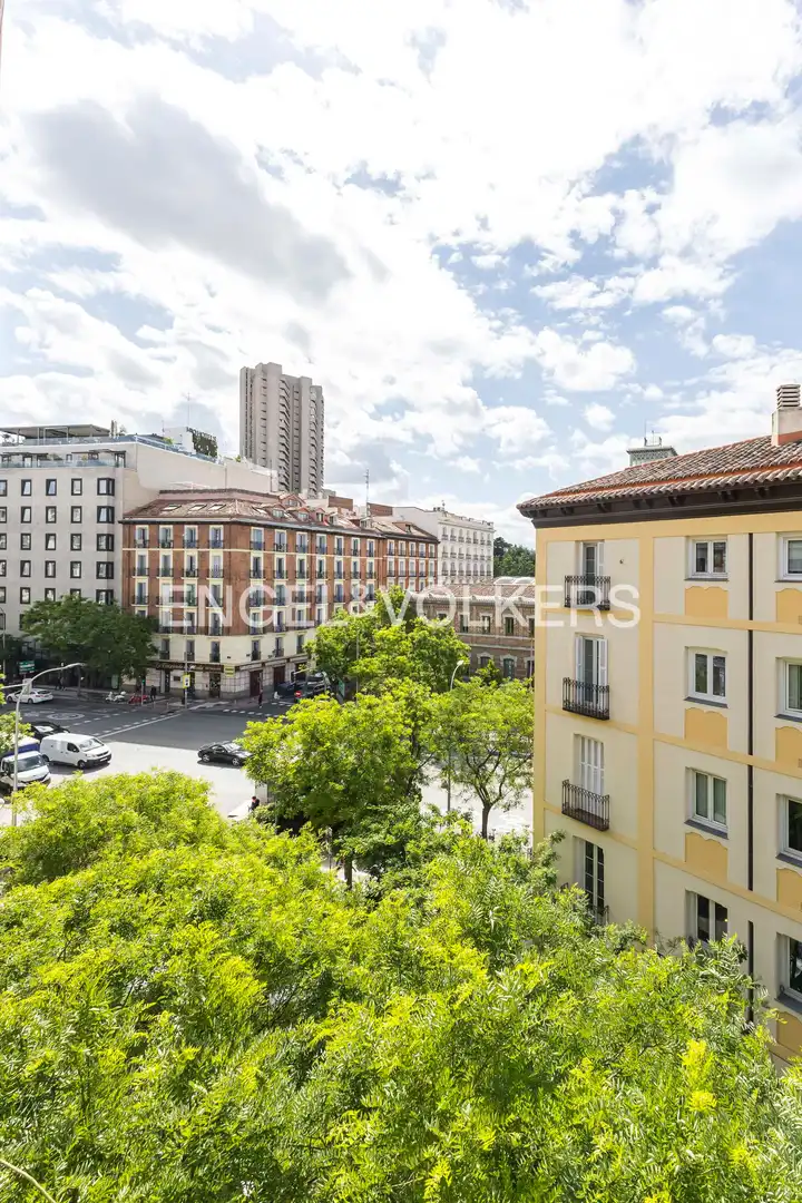 Außenansicht von Wohnung zum Verkauf in Madrid mit Klimaanlage, Heizung und Abstellraum