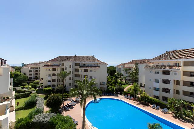 Apartamento en Venta en Elviria