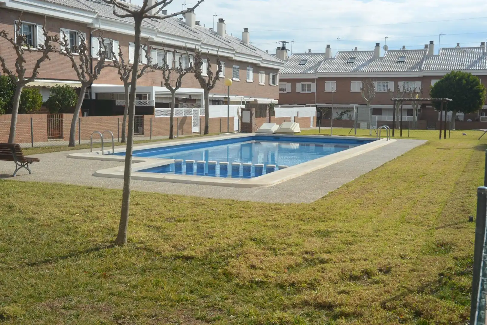 Dúplex de alquiler en Calle CASTAÑO, El Puntal