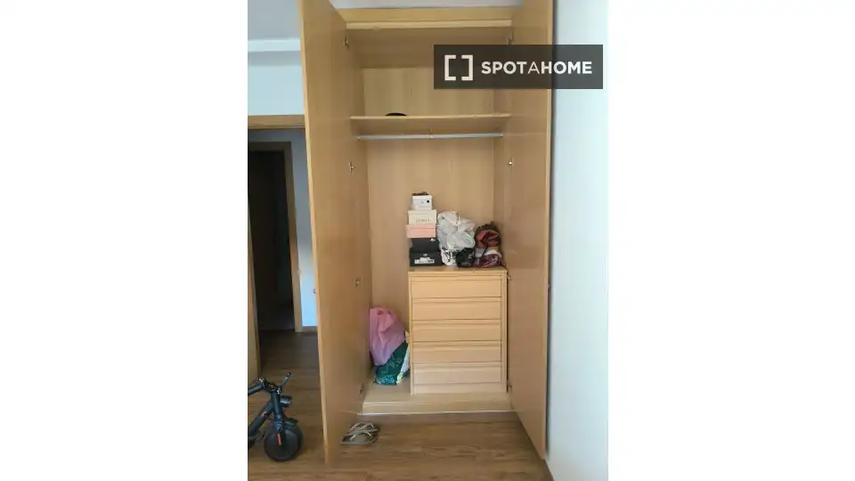 Room in Museros