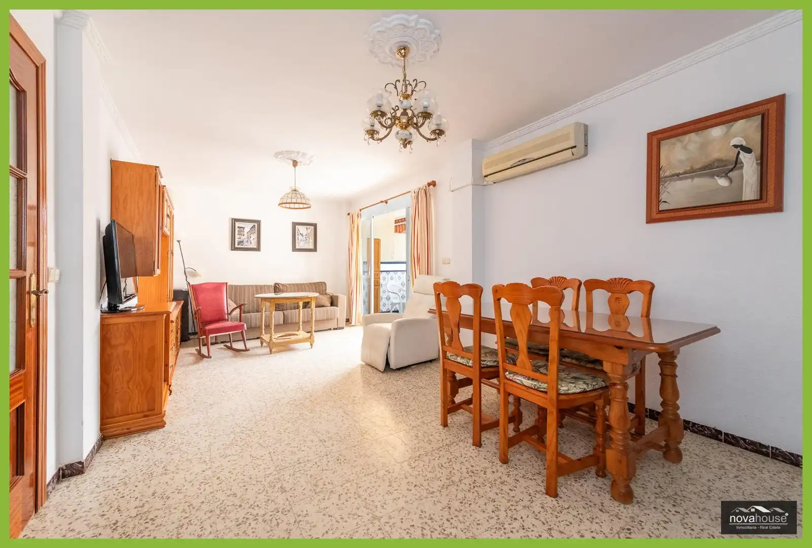 Dining room of Flat for sale in Rincón de la Victoria  with Air Conditioner, Terrace and Alarm
