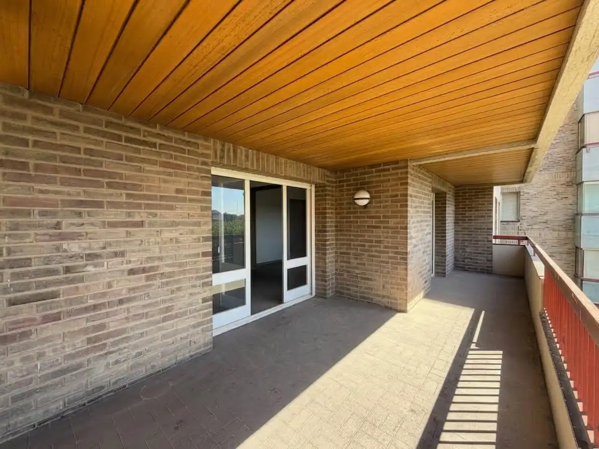Piso con terraza en venta en Carrer de Barcelona 37, imagen 3