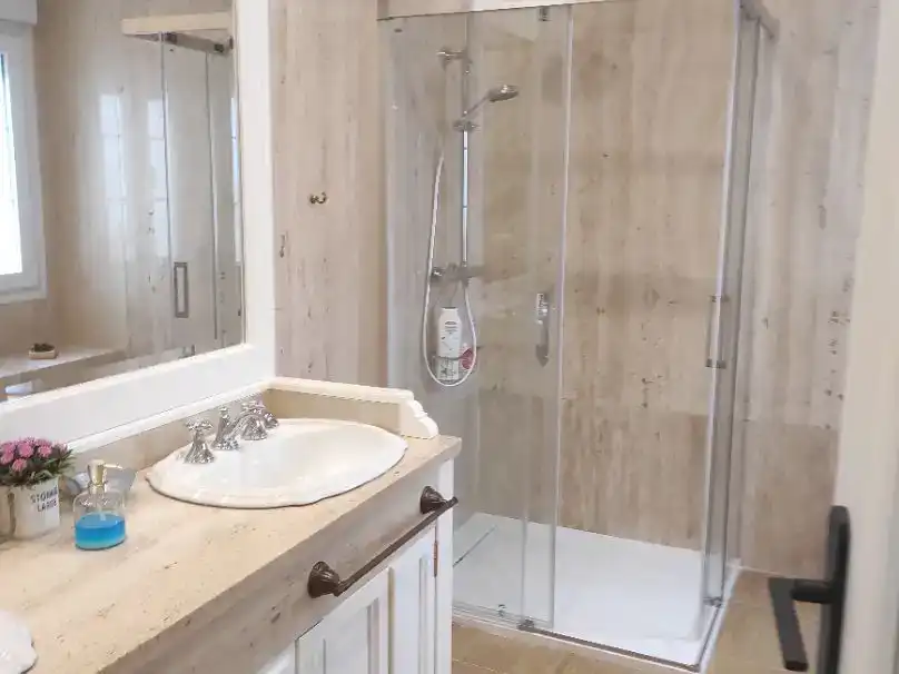 Bathroom of Apartments for rent in Ayamonte ciudad