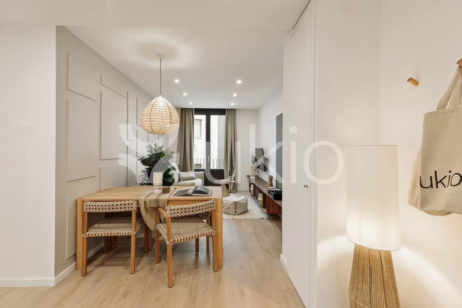 Apartament de lloguer a Carrer de les Jonqueres, Sant Pere, Sta. Caterina i la Ribera