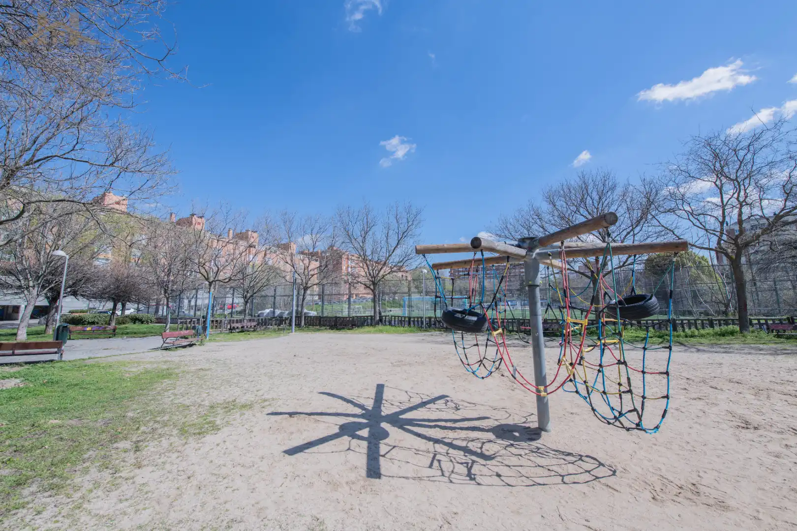 Vista exterior de Piso en venta en Madrid con Aire acondicionado, Calefacción y Jardín privado