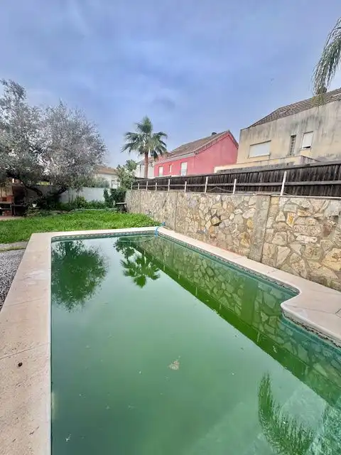 Piscina de Casa o chalet en venta en Bormujos con Aire acondicionado y Terraza