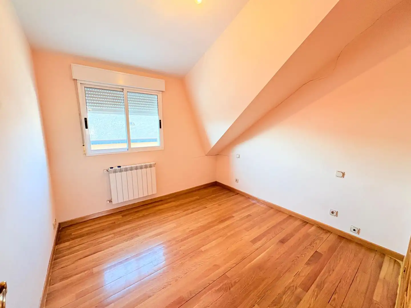 Habitación de Casa o chalet en venta en Ponferrada con Calefacción, Terraza y Amueblado